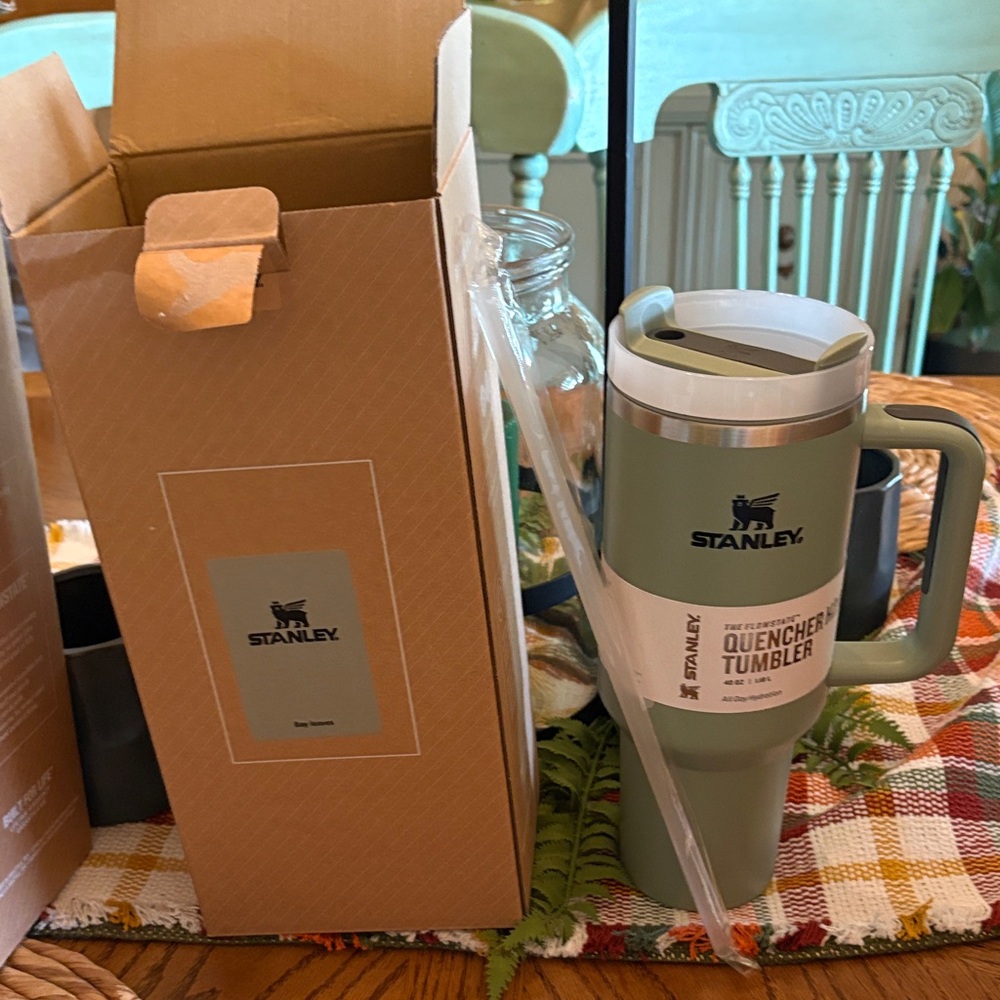 Stanley 40 oz Travel Tumbler